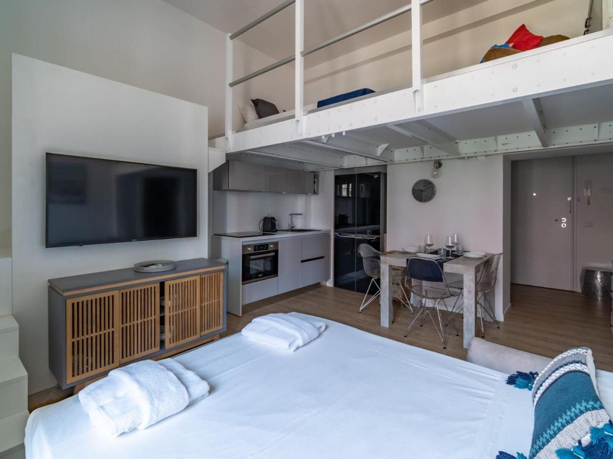 The Best Rent - Lovely Loft With Balcony Near Piazza Vetra ミラノ エクステリア 写真